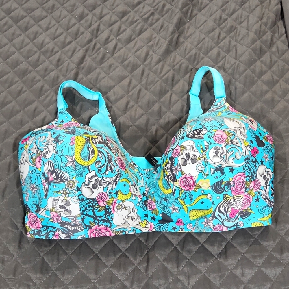 Torrid wire-free bra 💀